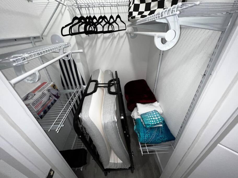 Vacay Spot Experience Luna Sky! 65" Tv Bar, Bbq, Shower Massage Jets, Music, Go To Fl Keys ホームステッド エクステリア 写真