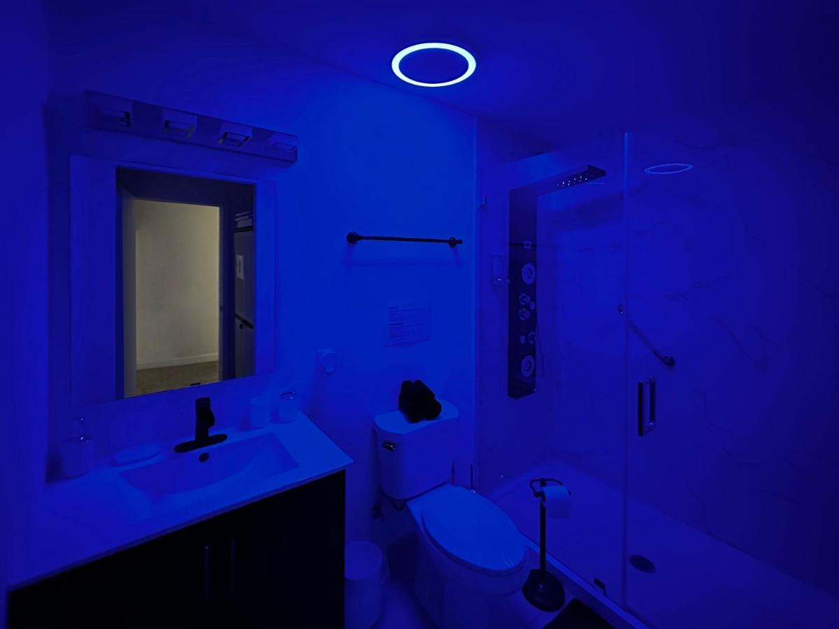 Vacay Spot Experience Luna Sky! 65" Tv Bar, Bbq, Shower Massage Jets, Music, Go To Fl Keys ホームステッド エクステリア 写真